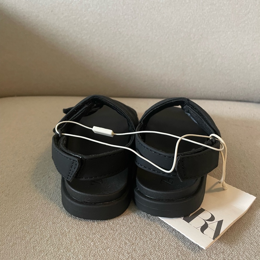ZARA RUBBERIZED SANDALS - Picture 8 of 10